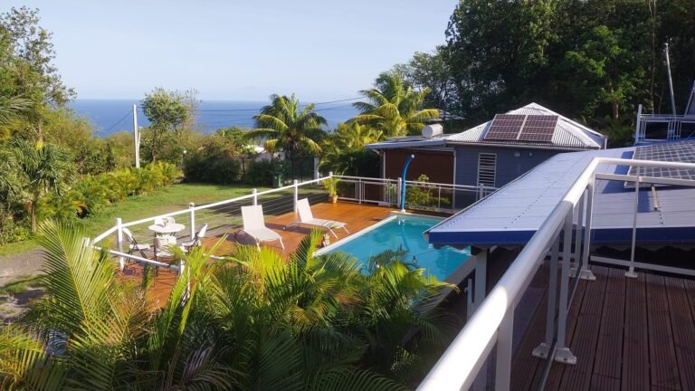 Les Hauts de Bornave Deshaies Basse-Terre de Guadeloupe