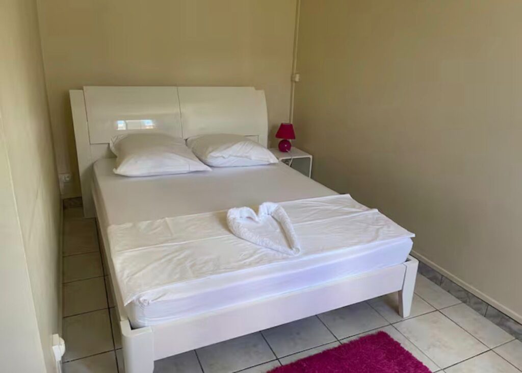 Seconde chambre au Bas de Villa Couleuvre à Deshaies Guadeloupe