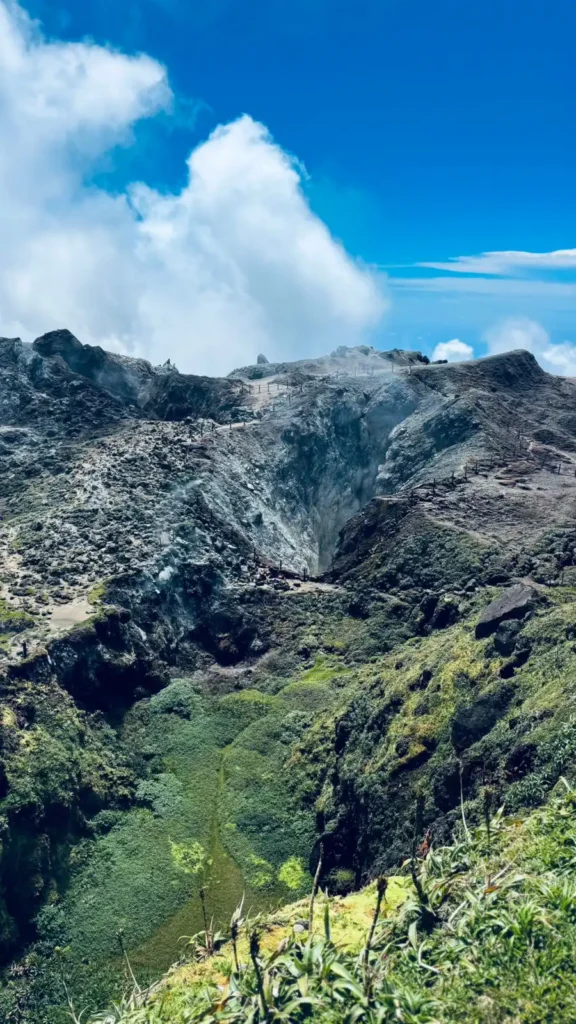 La soufrière Akwaform Randonnées Guadeloupe