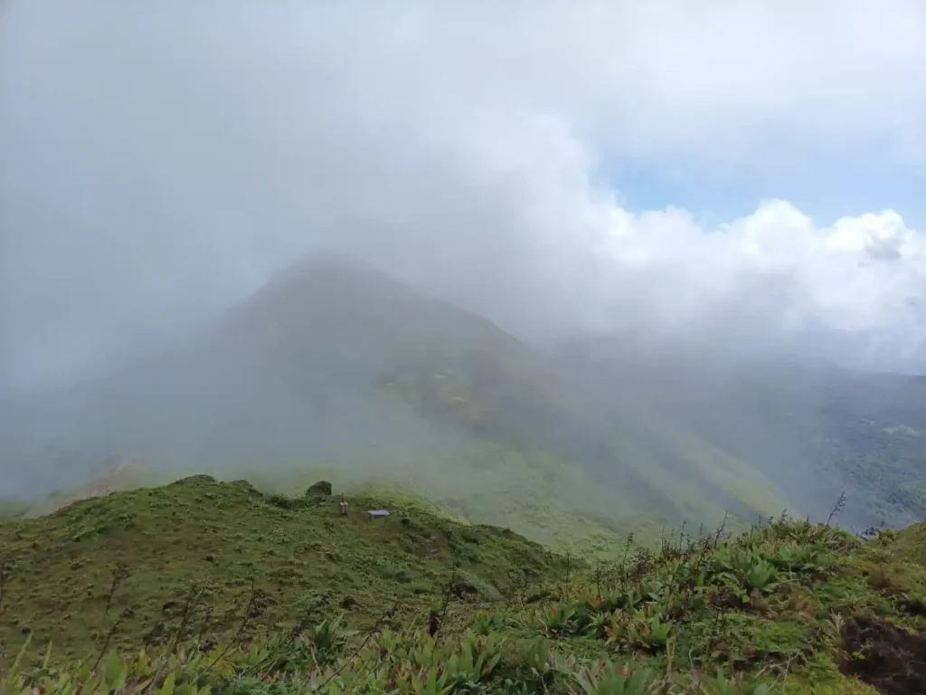 La Soufrière Guadeloupe avec Akwaform Randonnées