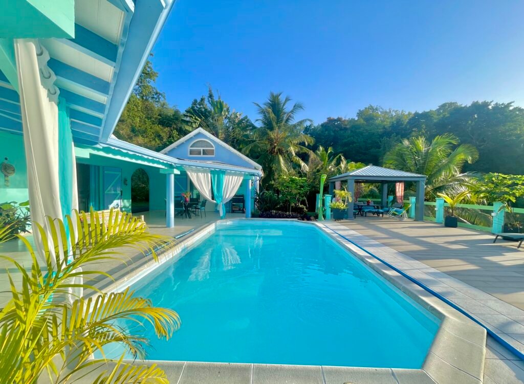 La piscine de Chez Adé Le Gosier Guadeloupe
