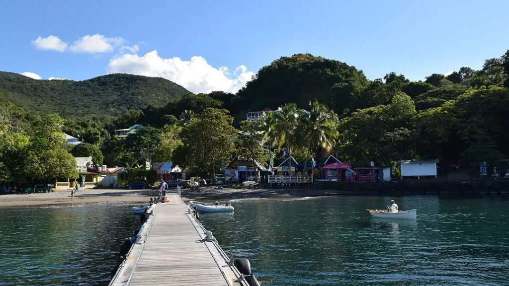 Le ponton de Bouillante Guadeloupe
