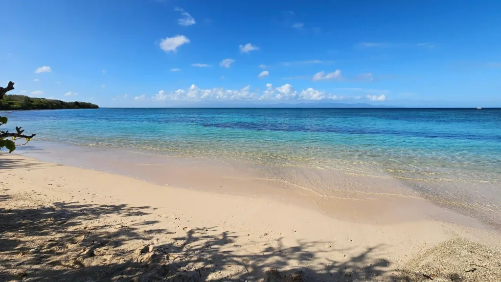 Plage de Port-Louis avec Gîte Chez Claudia Guadeloupe