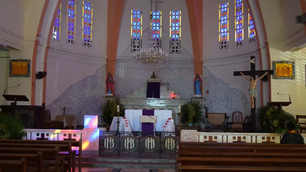 La Nef de l'Eglise Sainte-Anne en Guadeloupe