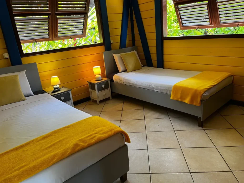 Deuxième chambre du Gîte Route du Rhum Acomat Bellevue Pointe-Noire Guadeloupe