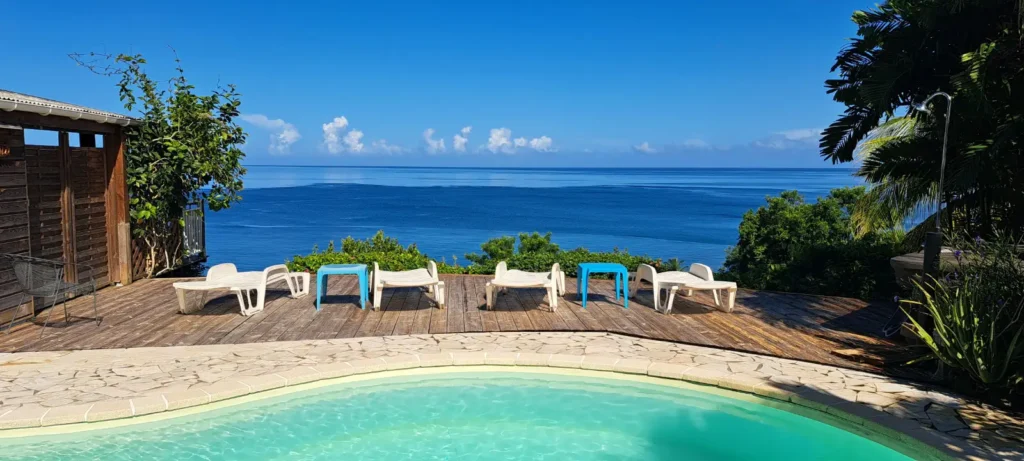 Piscine avec vue mer kazAnne Pointe-Noire Guadeloupe