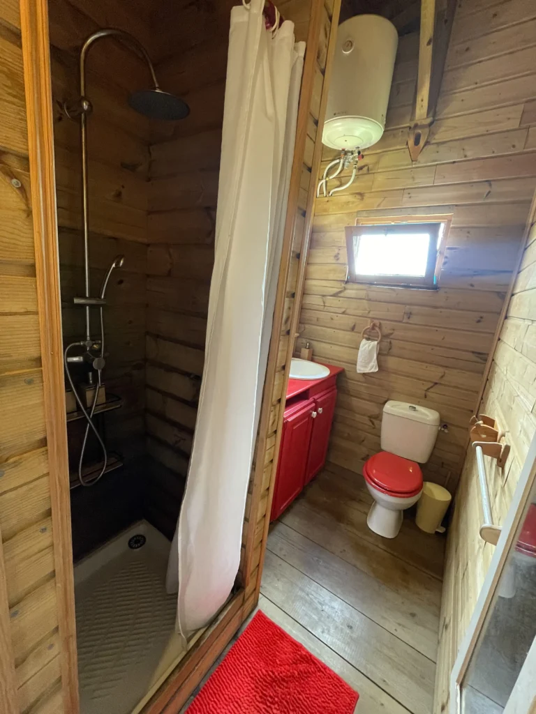 La douche du Gîte Flamboyant - Gîtes du Cocon à Sainte-Rose Guadeloupe