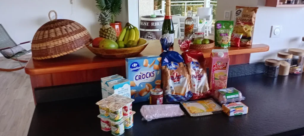Le panier de Bienvenue avec petit déjeuner offert pour vos réservations de 10 jours et plus.