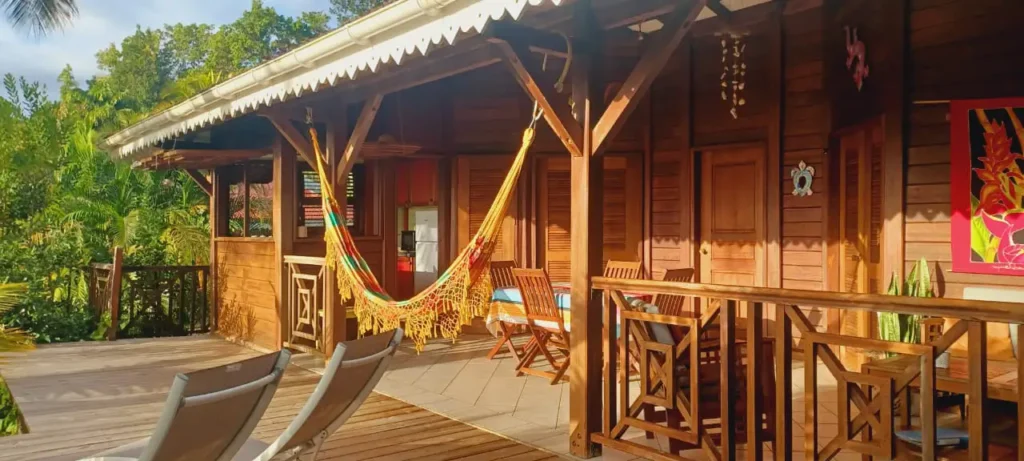Magnifique Bungalow Créole Gwo-Roch Acomat Bellevue Pointe-Noire Guadeloupe