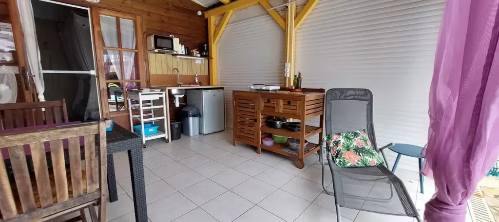 Kitchenette équipée Ti Kaz Chez kazAnne Pointe Noire Guadeloupe