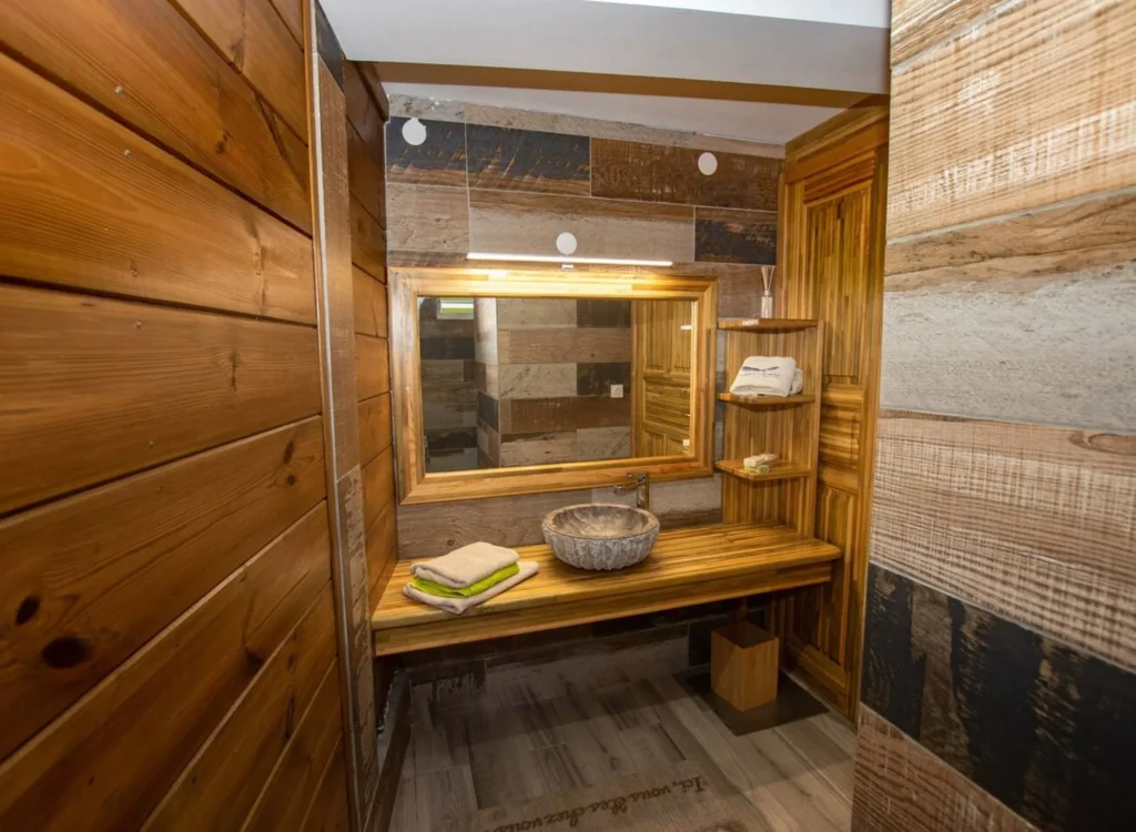 Salle d'eau du Gîte Bambou Le Berceau de Moïse Le Lamentin Guadeloupe