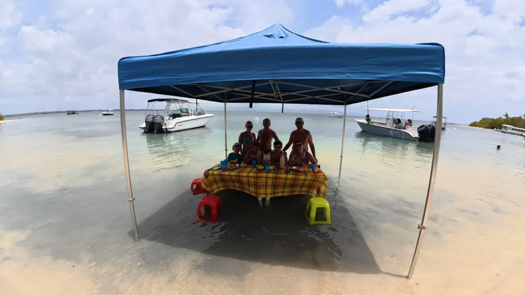 Apéro à l'abri du soleil Excursions Esperance le Gosier Guadeloupe