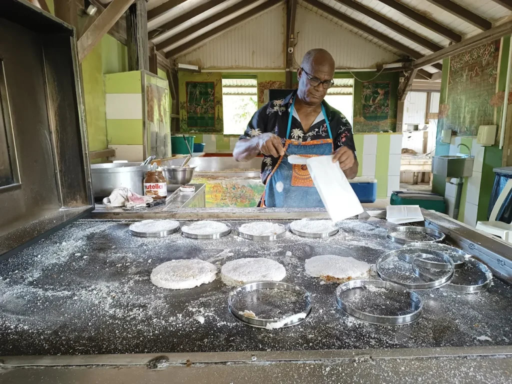 Le savoir faire pour des kassaves toujours meilleures Karukera Manioca Sainte-Rose Guadeloupe