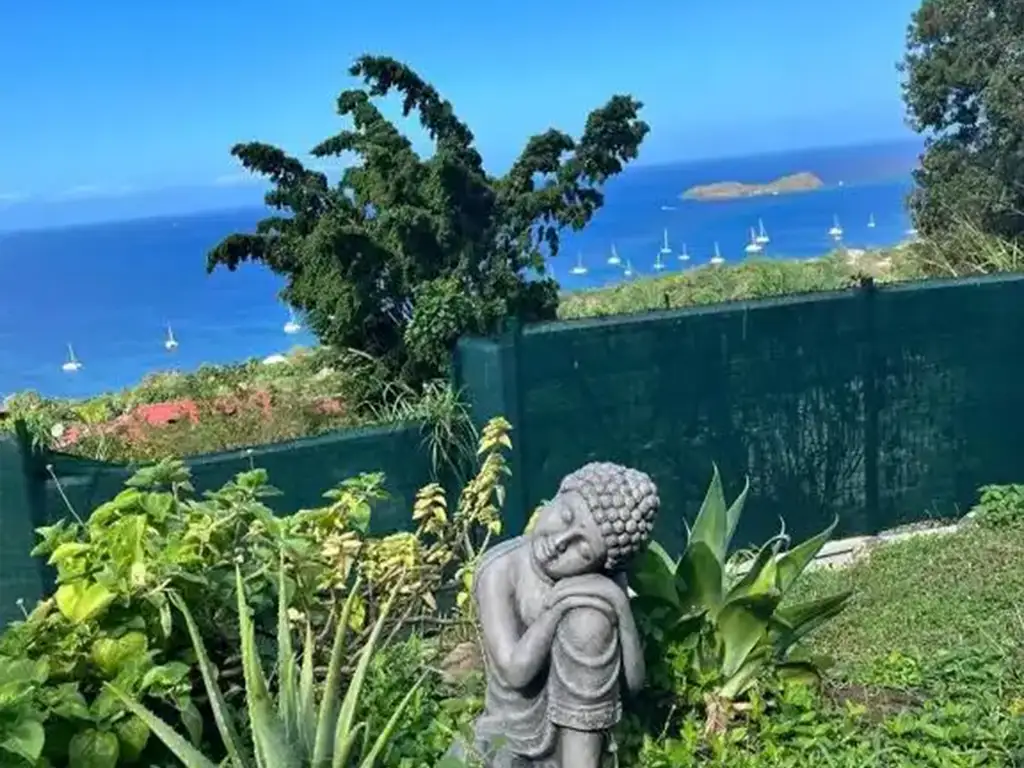 Le Jardin Zen à Bouillante avec vue mer