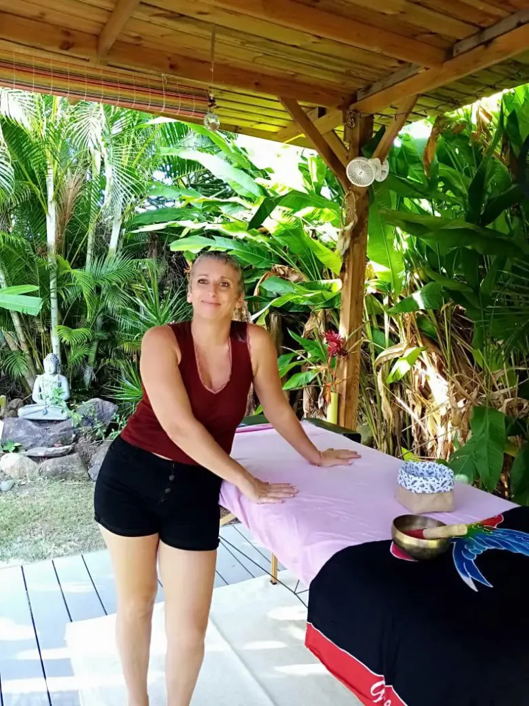 Fanny vous invite à un moment hors du temps O' Petit Soin à Sainte-Rose Guadeloupe