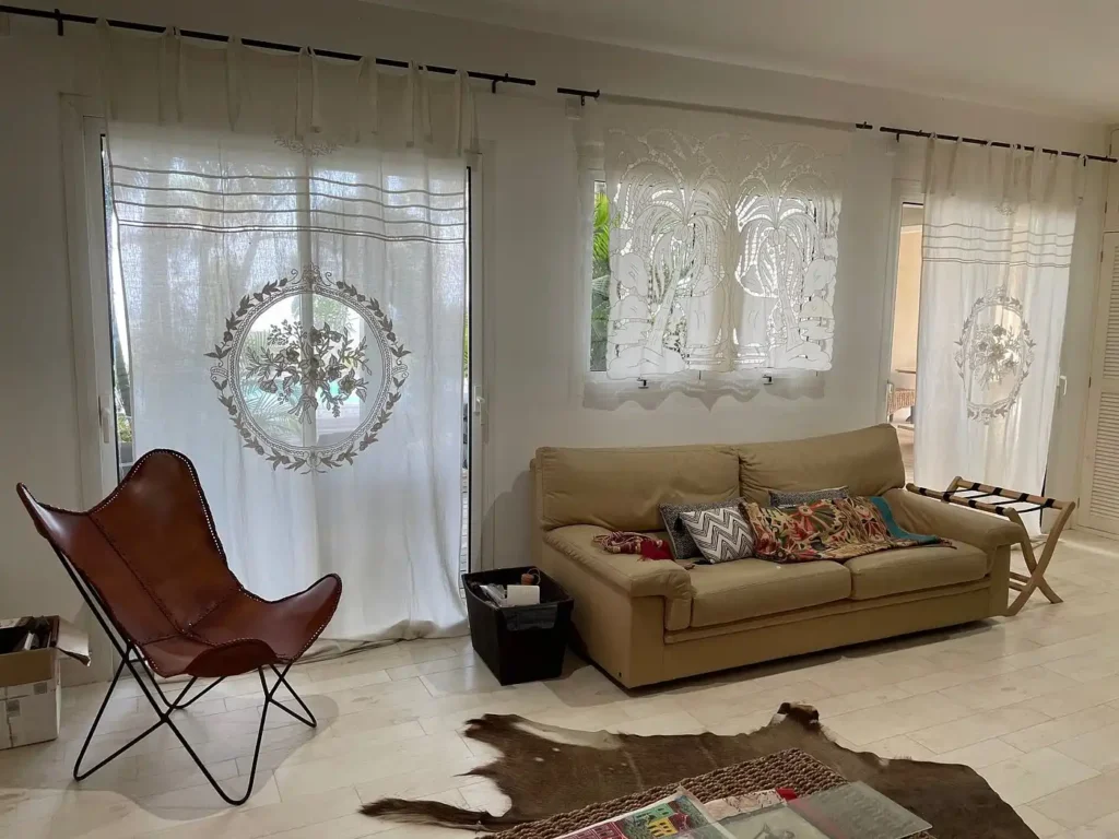 Le salon joliment décoré Habitation Tara à Capesterre Belle Eau Guadeloupe