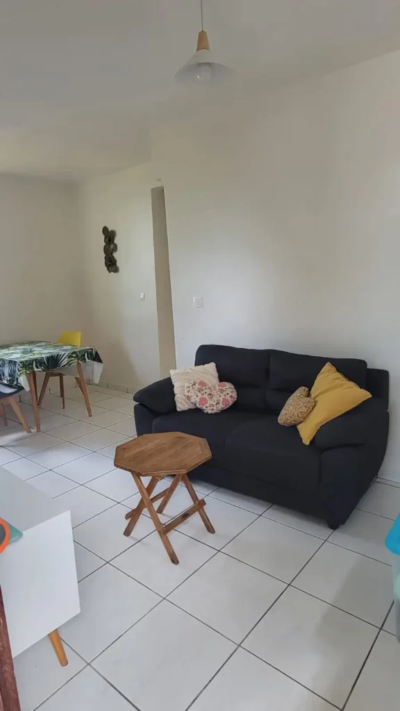 Séjour et coin repas Kaz a Ketty à Deshaies Guadeloupe