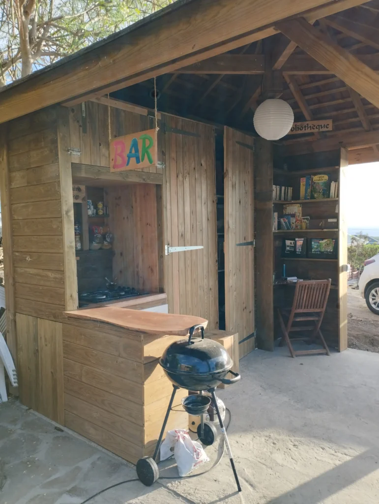 Espace Barbecue Les Gîtes Authentic Caraibe à Vieux Habitants Guadeloupe (2)