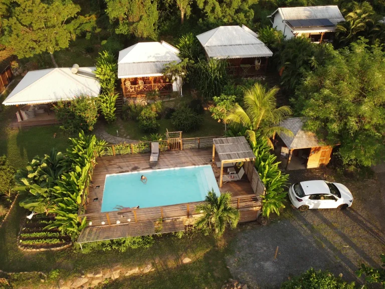 Vue aérienne des Gîtes Authentic Caraibe à Vieux Habitants Guadeloupe